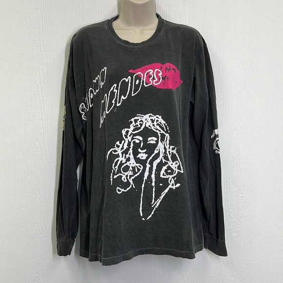 Urban Outfitters - Shawn Mendes Tour Doodle Long Sleeve T Shirt Size Medium - Picture 3 of 11
